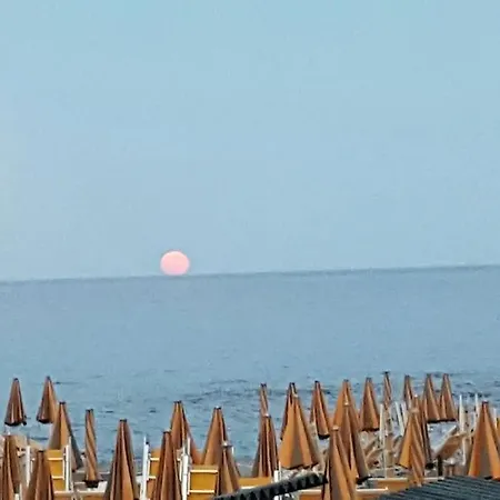 Stupendo Alloggio A * بورجيتو سانتو سبيريتو
